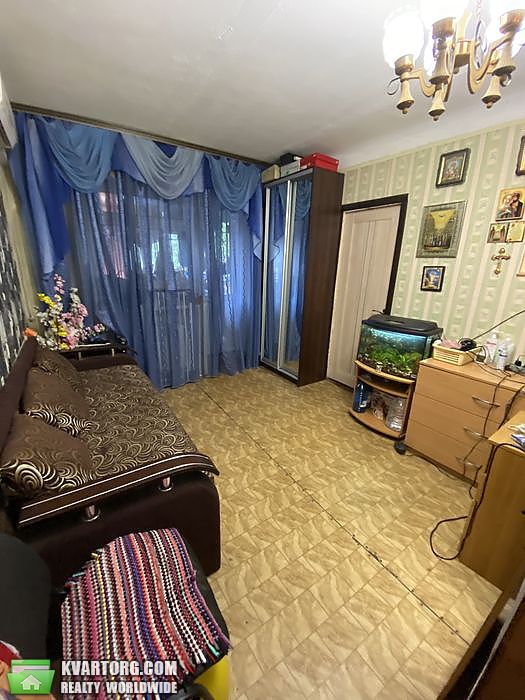 Sell 3-room apartment. Киев,  Еленовская — photo 1