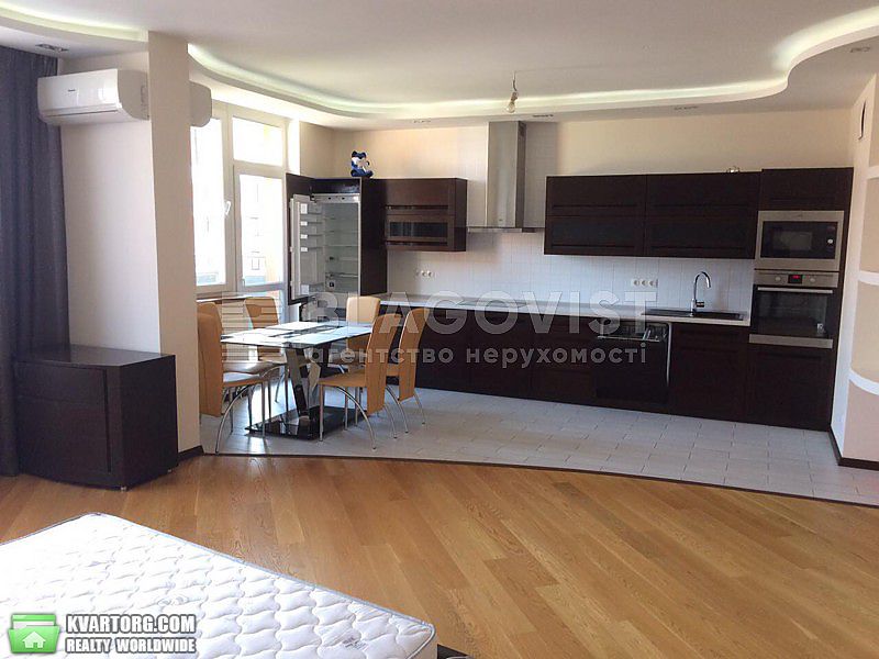 Rent out 1-room apartment. Киев,  Ломоносова — photo 1