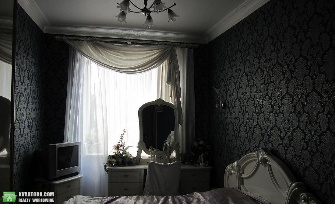 Sell 3-room apartment. Киев,  Бажова — photo 10