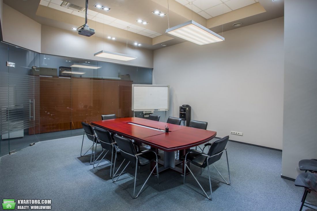 Sell office. Киев, ул.Жилянская — photo 3