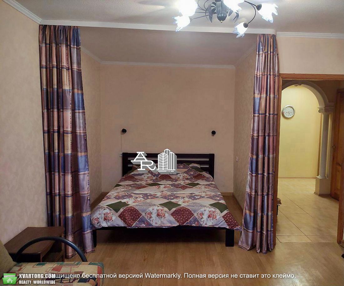Rent out 1-room apartment. Киев,  Метрологическая — photo 1