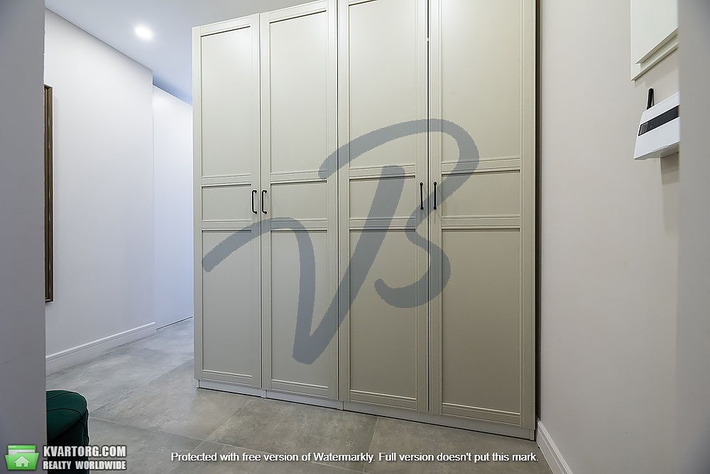 Rent out 2-room apartment. Киев, Набережно Рибальский — photo 3