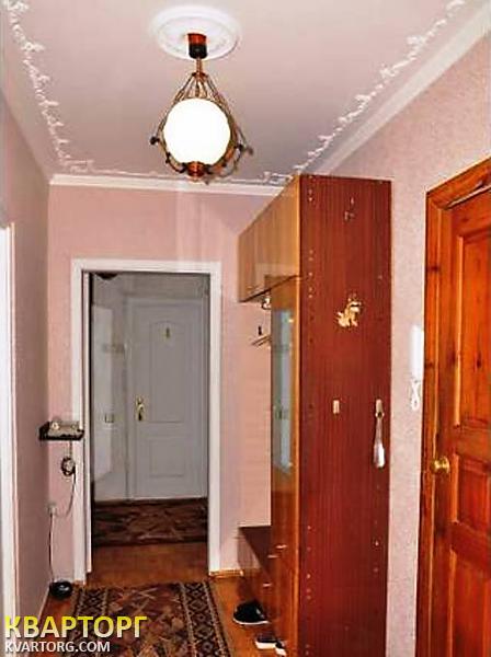 Rent out 2-room apartment. Киев,  Порика — photo 2
