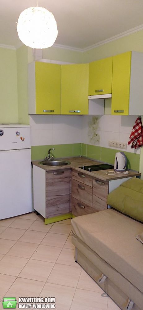 Rent out 1-room apartment. Киев,  Ракетная — photo 1