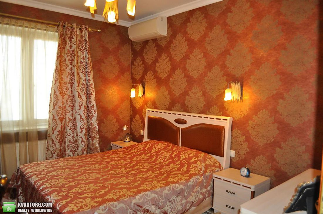 Rent out 2-room apartment. Киев,  Дегтяревская — photo 7