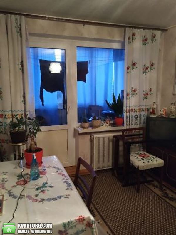 Sell 2-room apartment. Киев,  Лесной пр — photo 1