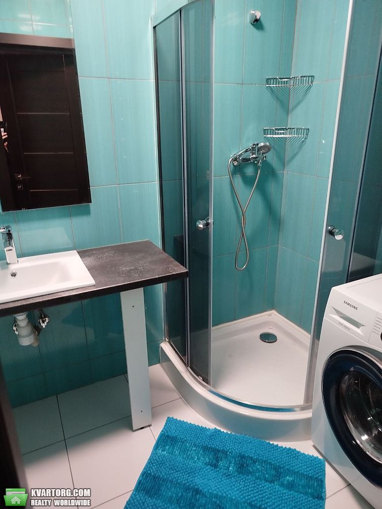 Rent out 3-room apartment. Киев,  Заболотного — photo 7