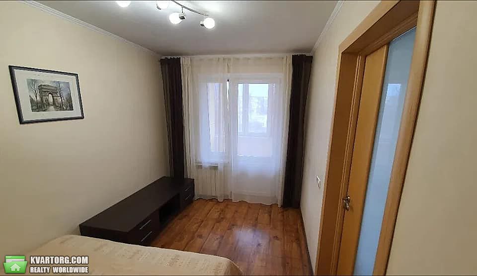 Rent out 3-room apartment. Киев,  Бойченко — photo 2
