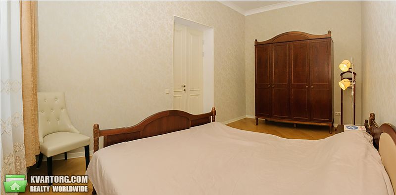 Rent out 4-room apartment. Киев,  Институтская — photo 2
