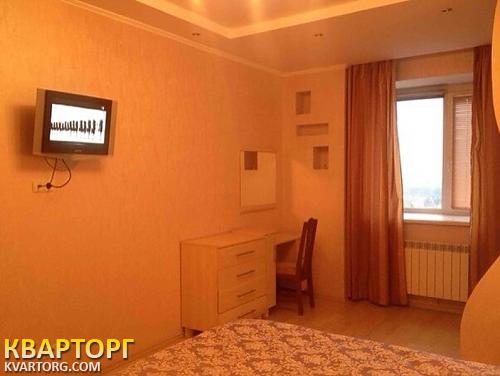 Rent out 2-room apartment. Киев, Миропольская — photo 4