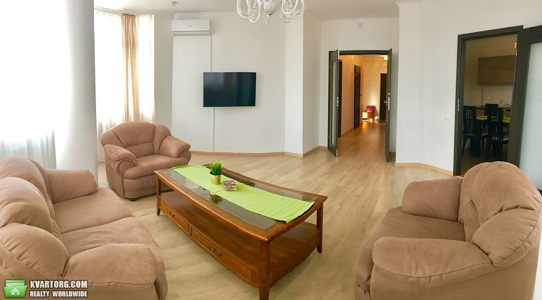 Rent out 4-room apartment. Киев,  Полтавская — photo 3