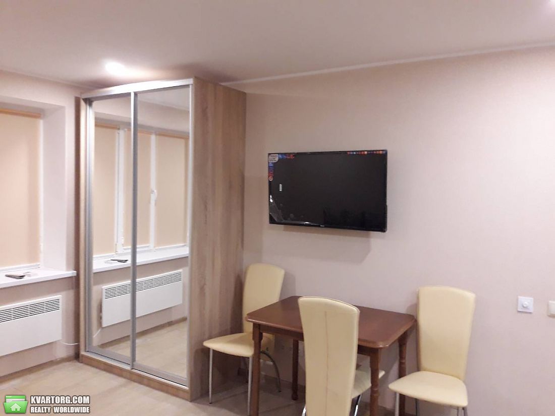 Rent out 2-room apartment. Харьков, Культуры — photo 1