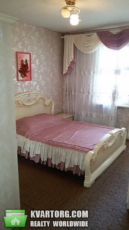 Rent out 2-room apartment. Киев,  Бахмачская — photo 1