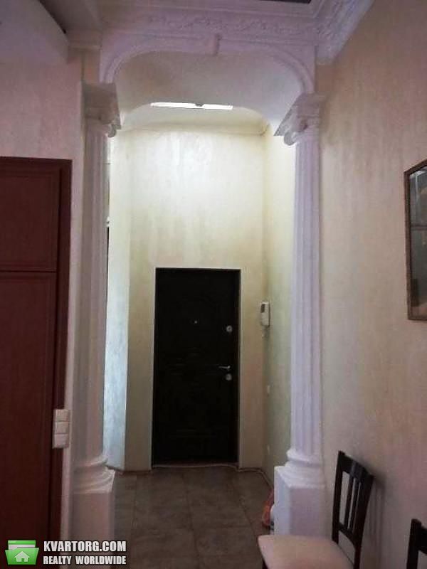 Rent out 3-room apartment. Киев,  Малая Житомирская — photo 9