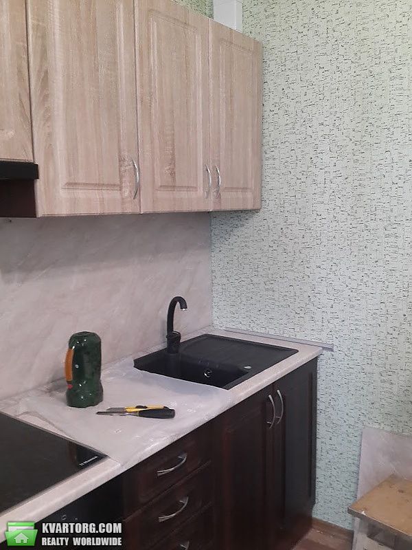 Rent out 1-room apartment. Киев, Чавдар Елизаветы ул. — photo 4