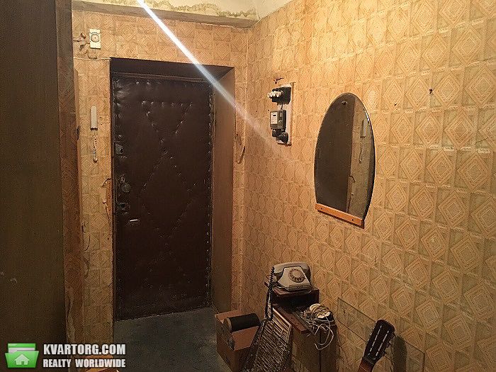 Sell 2-room apartment. Киев,  Щорса — photo 1