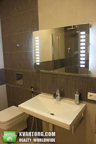 Rent out 2-room apartment. Киев,  Вышгородская — photo 5