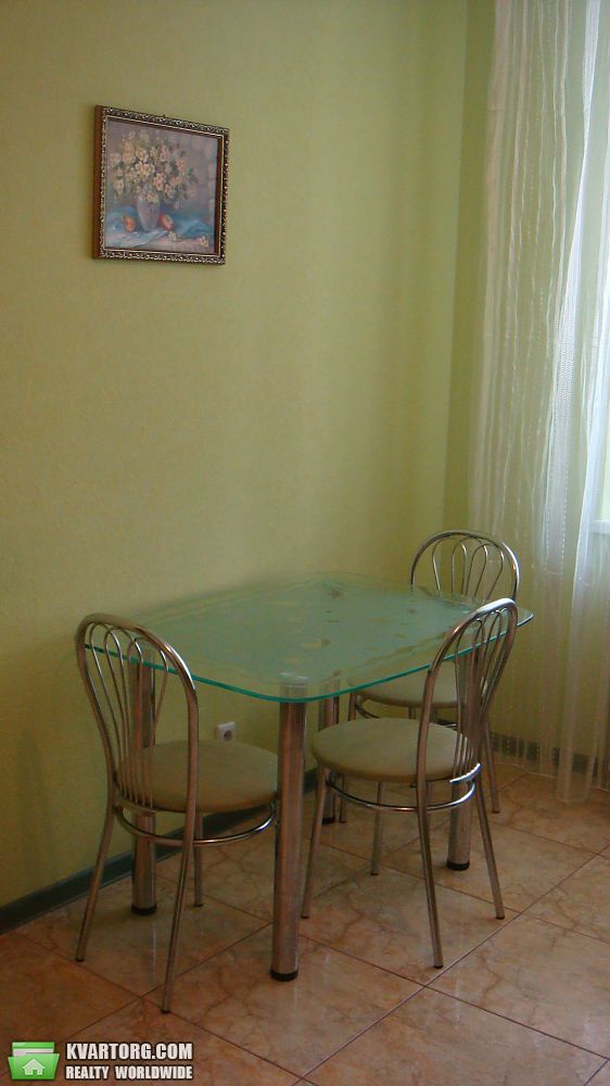 Rent out 2-room apartment. Киев,  Пчелки — photo 6