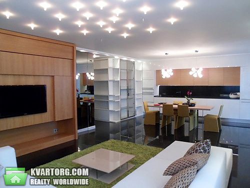 Rent out 4-room apartment. Днепропетровск, Баумана — photo 1
