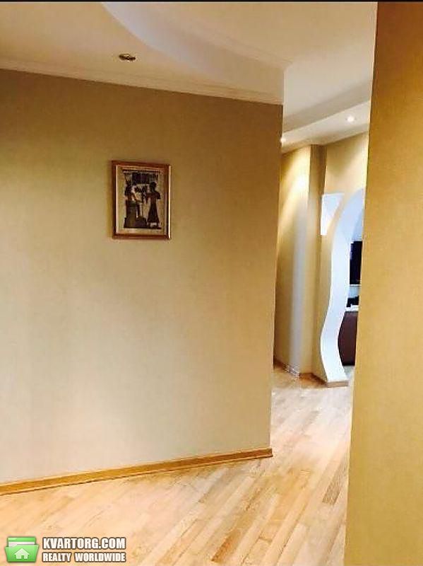 Rent out 2-room apartment. Киев, лобановского проспект — photo 5