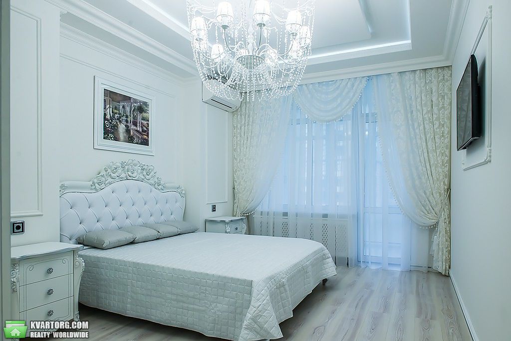 Sell 3-room apartment. Киев, Драгомирова — photo 1