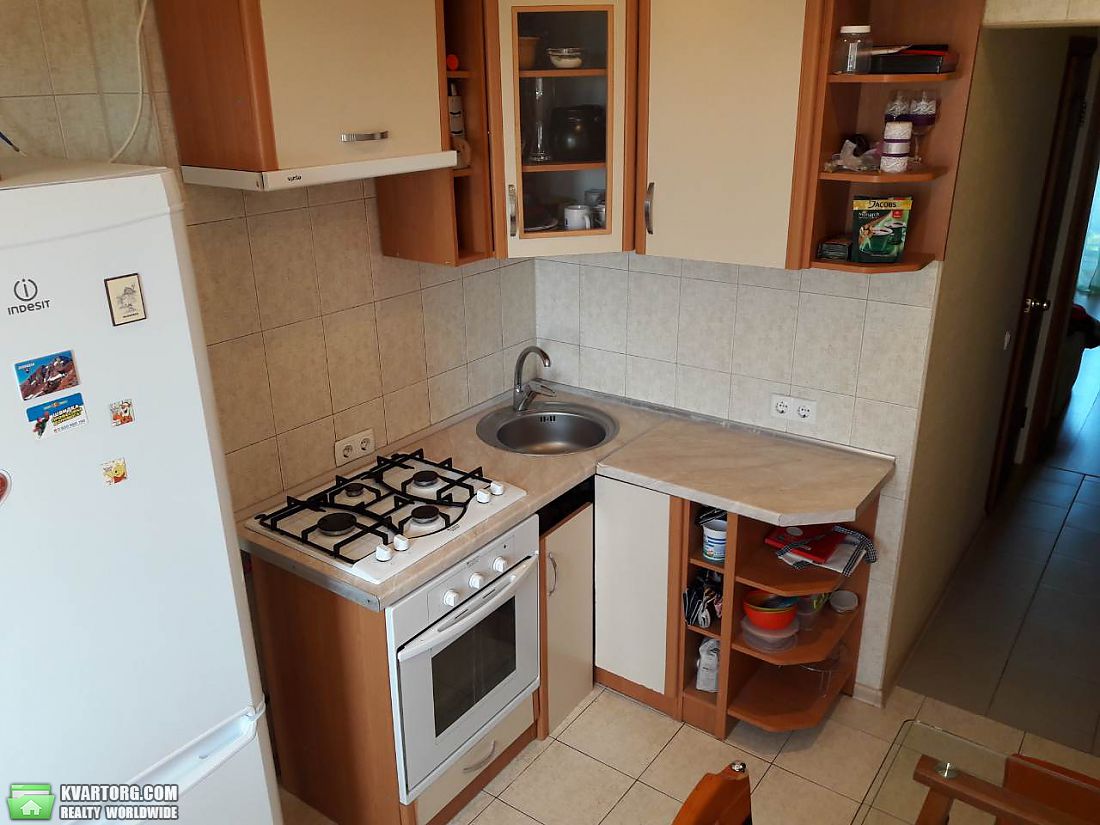 продам 1-комнатную квартиру. Днепропетровск,  Славы  - фото 1