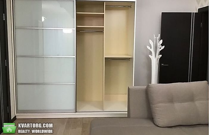 Rent out 1-room apartment. Киев,  Большая Житомирская — photo 7