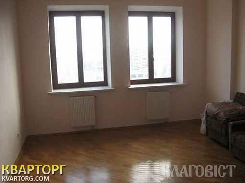 Rent out office. Киев, Жилянская — photo 1