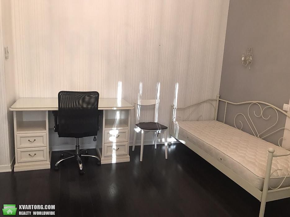 Rent out 3-room apartment. Киев,  Большая Васильковская — photo 5