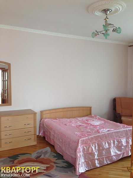 Rent out house. Киев, петропавловская борщаговк — photo 4