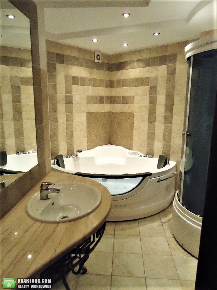 Rent out 3-room apartment. Киев, Голосеевский пр — photo 8