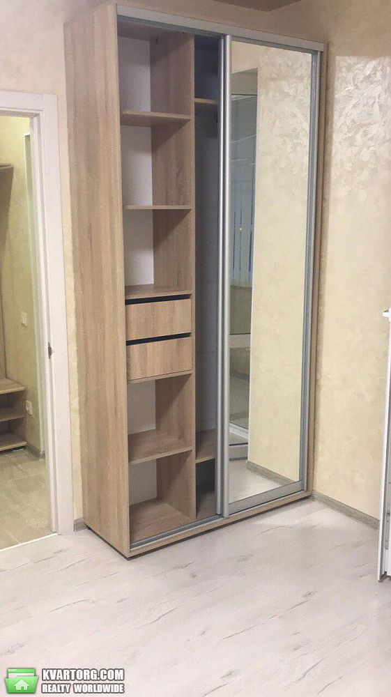 Rent out 1-room apartment. Киев, молодежный — photo 2