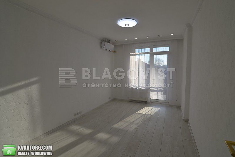 Sell 2-room apartment. Киев,  Златоустовская — photo 3