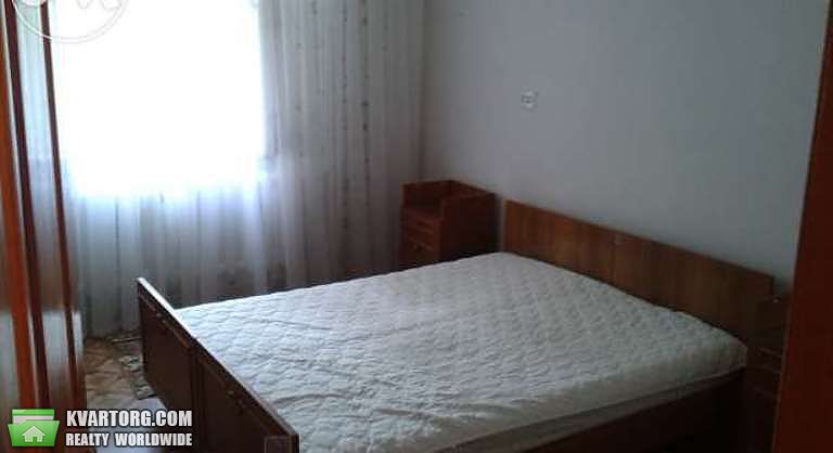Rent out 2-room apartment. Киев,  Вишняковская — photo 1