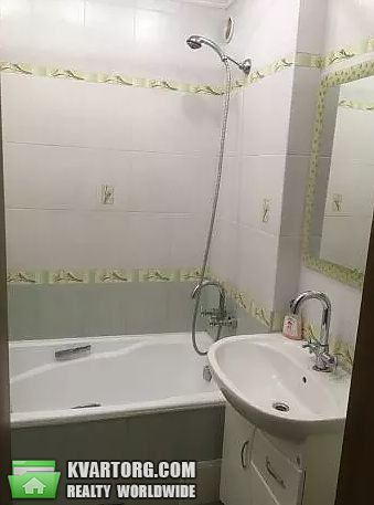 Rent out 2-room apartment. Киев,  Урловская — photo 6