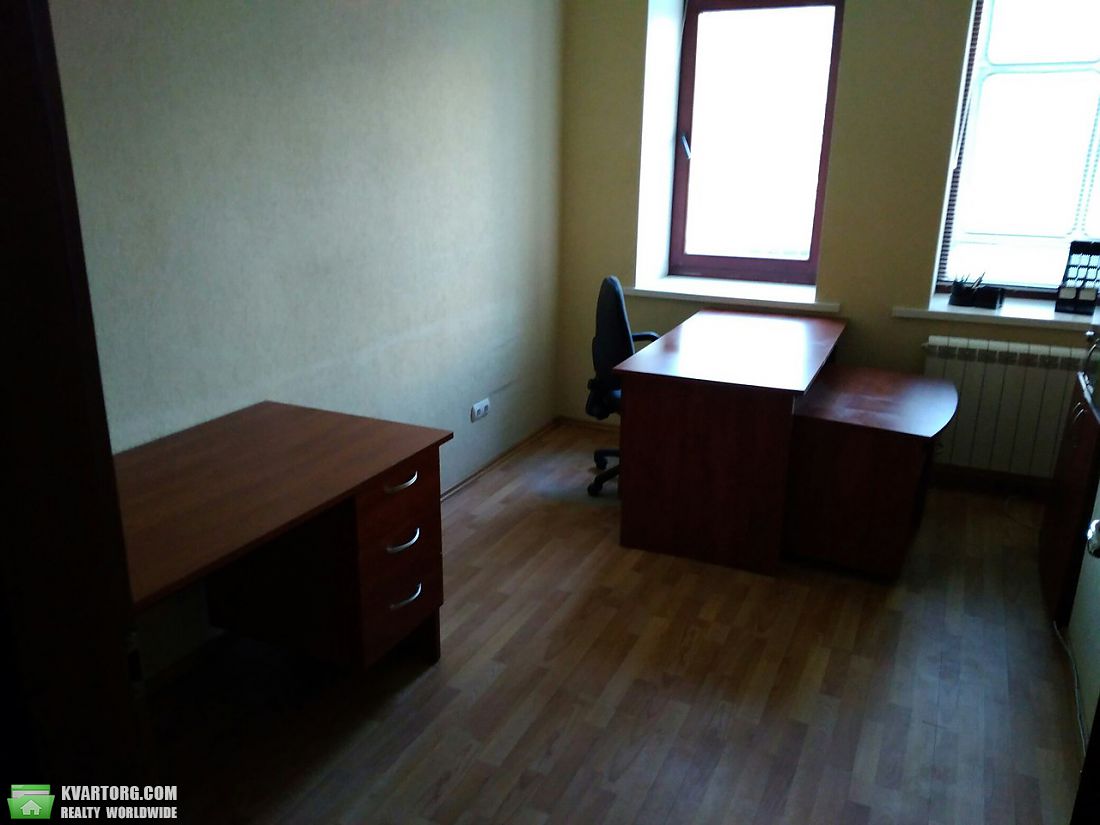 Rent out office. Киев,  Владимирская — photo 1