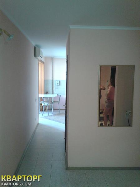 Rent out 1-room apartment. Киев, Декабристов — photo 9