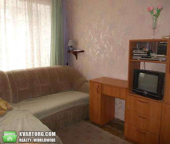 Sell 2-room apartment. Киев,  Симферопольская — photo 1