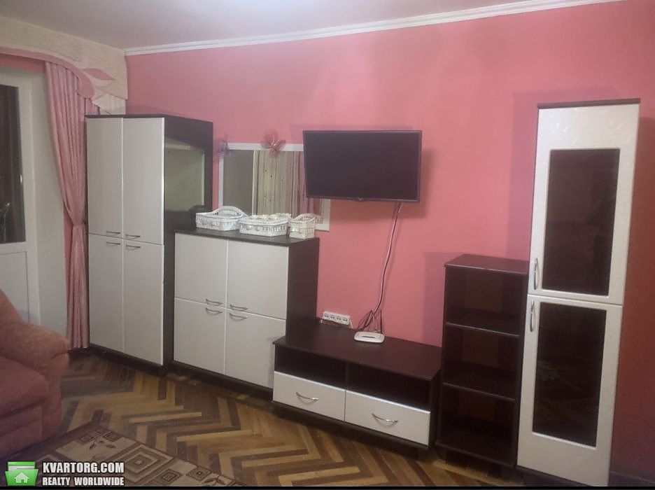 Rent out 1-room apartment. Киев, Чоколовский бульвар — photo 2