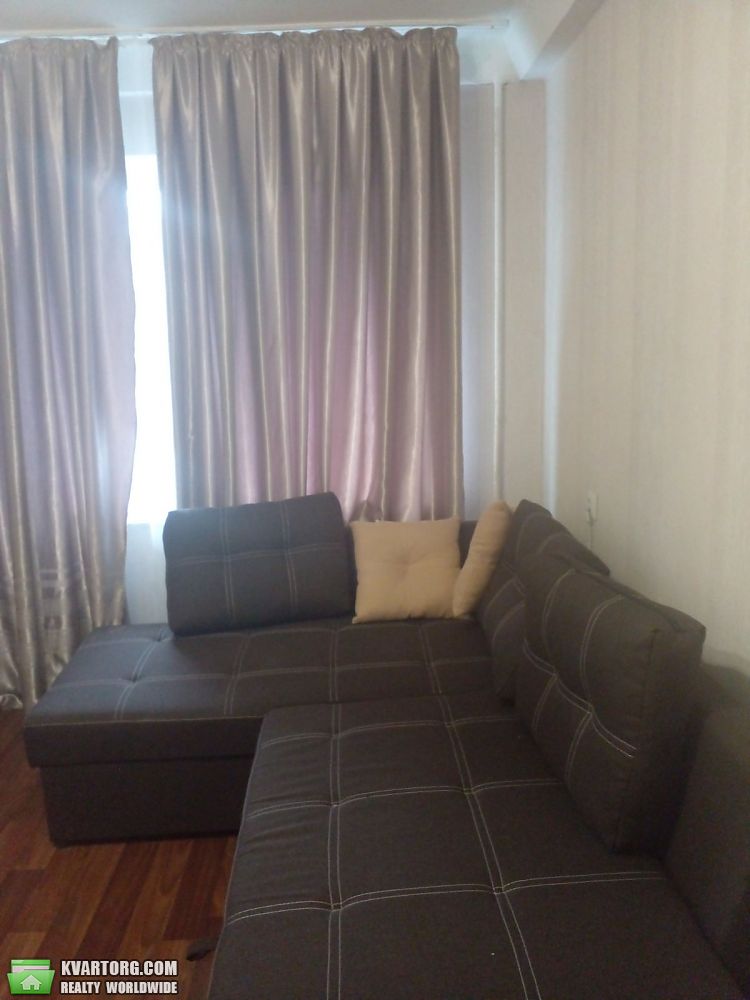 Rent out 1-room apartment. Киев, Бойченко — photo 1