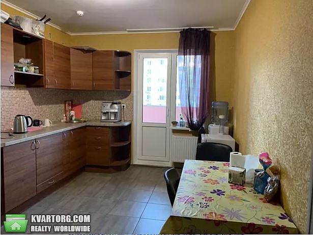 Rent out 3-room apartment. Киев, Елизаветы Чадар — photo 4