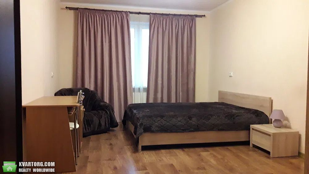 Rent out 1-room apartment. Киев, сергея данченко — photo 1