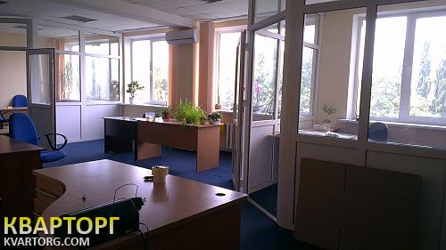 Rent out office. Киев,  Бережанская — photo 1