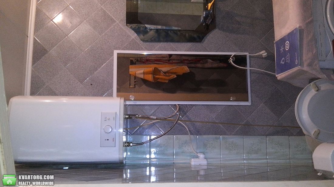 Rent out 2-room apartment. Киев,  Краснопартизанская — photo 5