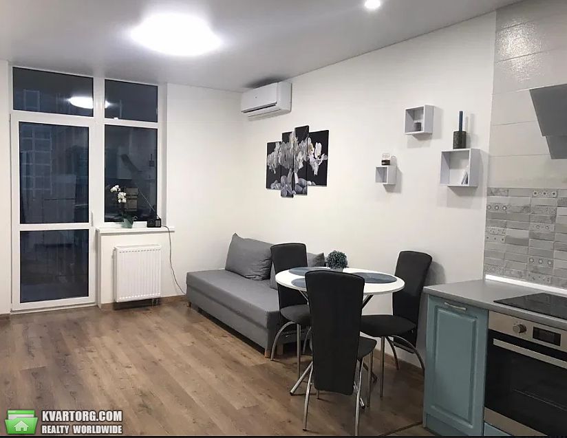 Rent out 1-room apartment. Киев,  Правды — photo 1
