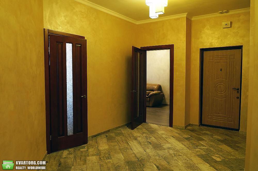 Rent out 2-room apartment. Киев,  Барбюса — photo 7