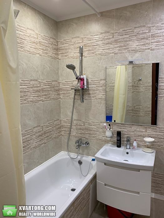 Rent out 1-room apartment. Киев, Аболмасова — photo 5