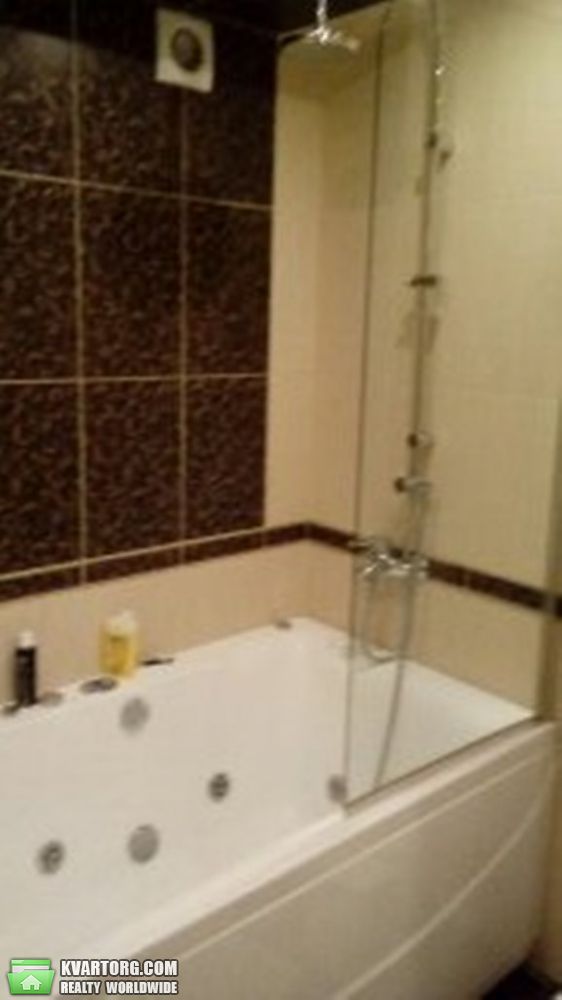 Rent out 2-room apartment. Киев, Краснопольская — photo 4