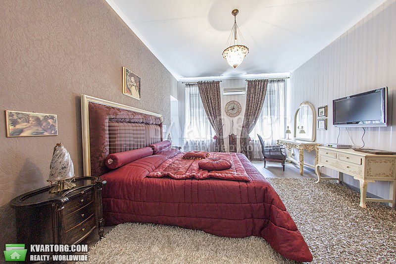 Rent out 2-room apartment. Киев,  Институтская — photo 3