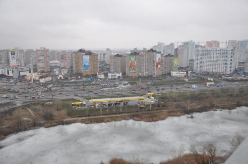 продам 2-комнатную квартиру. Киев,  Срибнокильская, 2А - фото 1
